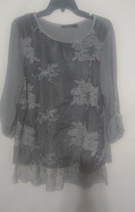 Radzoli M Gray Layered Floral Tunic Top
